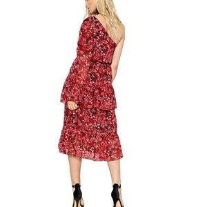 💋Nasty Gal Tiered One-Shoulder Red Floral Chiffon Dress in Paprika, Size 8